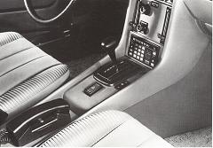 Mercedes R107 mit Telefunken 8015 Autotelefon  B-NETZ